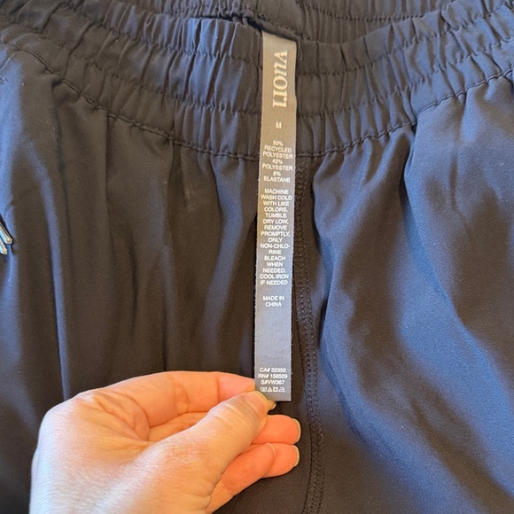 Vuori Dash women’s Short - Picture 3 of 3